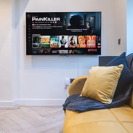 Appartement 4-bed Townhouse, Secure & Close To Centre- Ideal For Corporate Guests *